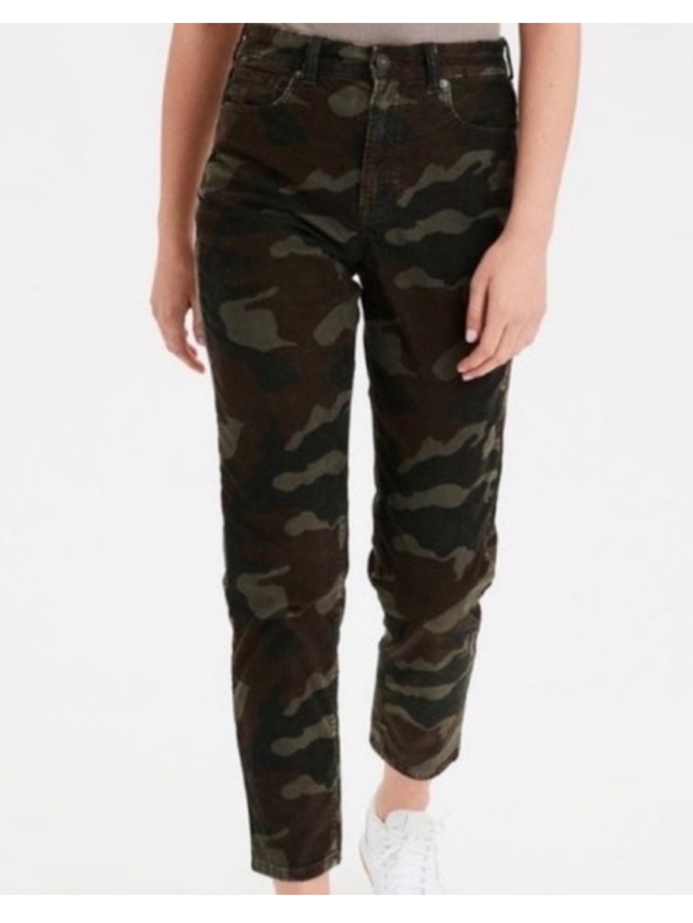American Eagle Camo Corduroy Mom Jean Size 14‎ Green Brown